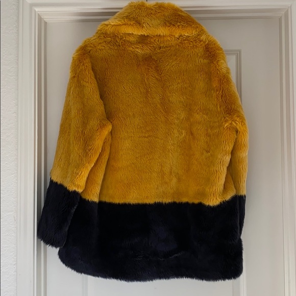 French connection Faux-fur coat - Picture 5 of 6